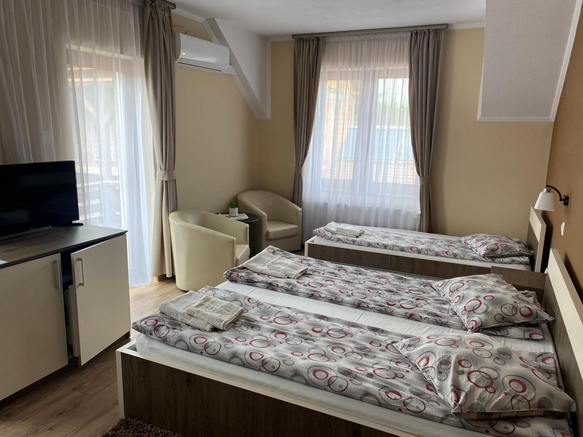 Farkas Panzio Bed & Breakfast Praid Ngoại thất bức ảnh